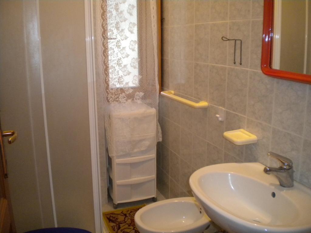 Villa Nespole E Vermentino Alguer Habitación foto